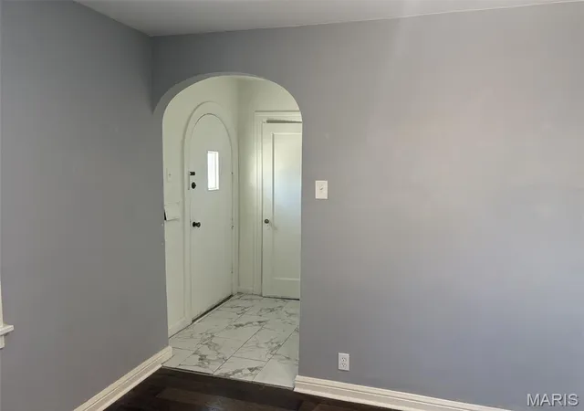 Photo 2 of Single family home for sale at 4209 Edgewood Blvd, Saint Louis, MO 63121 | MLS# MIS26065317 | Listing updated on 2026-10-14