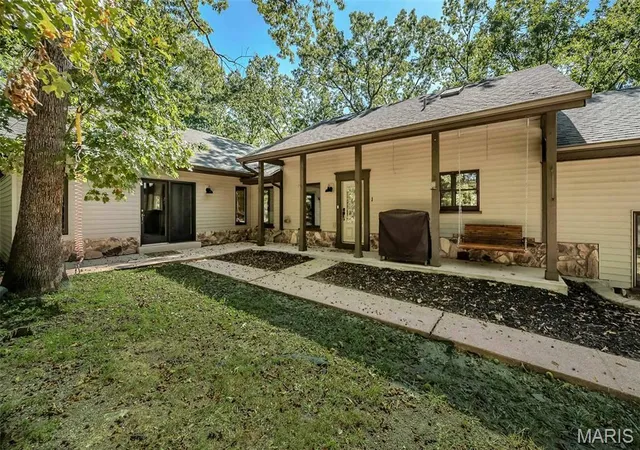 Photo 1 of Single family home for sale at 1302 Bear Cyn Rd, Wildwood, MO 63021 | MLS# MIS26065329 | Listing updated on 2026-10-09