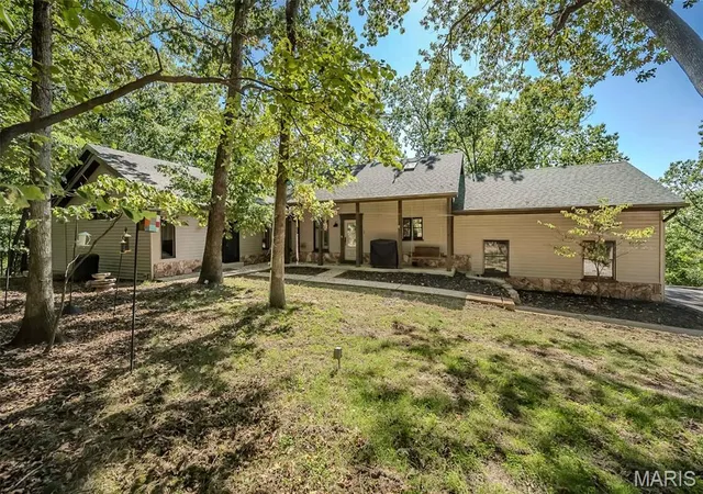 Photo 2 of Single family home for sale at 1302 Bear Cyn Rd, Wildwood, MO 63021 | MLS# MIS26065329 | Listing updated on 2026-10-09
