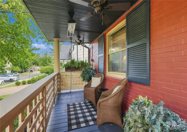 Photo 3 of Single family home for sale at 33 Magnolia Dr, Saint Louis, MO 63124 | MLS# MIS26065338 | Listing updated on 2026-10-21