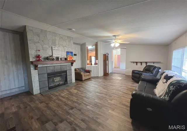 Photo 3 of Single family home for sale at 31781 Hwy Ff, Richland, MO 65556 | MLS# MIS26065343 | Listing updated on 2026-10-10