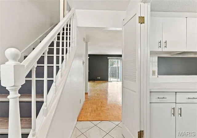 Photo 2 of Townhouse for sale at 10332 Corbeil Dr, Saint Louis, MO 63146 | MLS# MIS26065347 | Listing updated on 2026-10-17