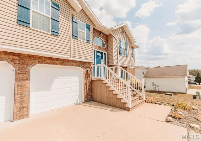 Photo 3 of Single family home for sale at 22961 Revelation Rd, Waynesville, MO 65583 | MLS# MIS26065355 | Listing updated on 2026-10-10
