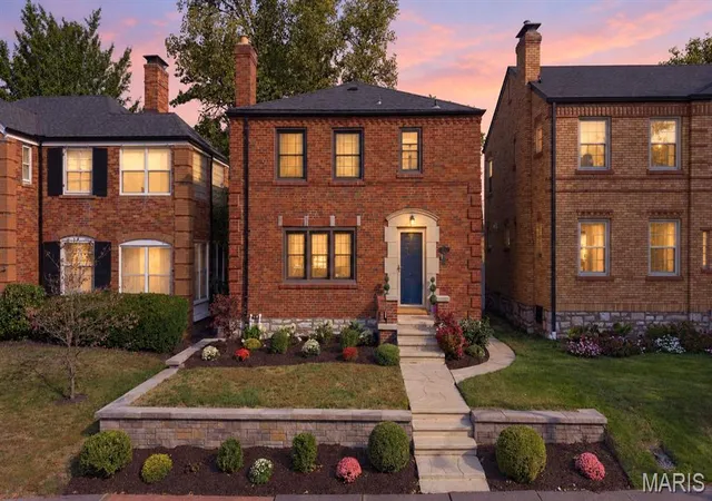Photo 1 of Single family home for sale at 6349 Murdoch Ave, Saint Louis, MO 63109 | MLS# MIS26065358 | Listing updated on 2026-10-19