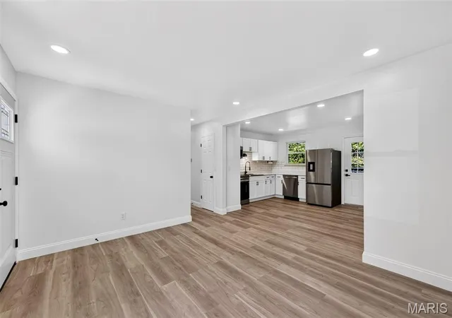 Photo 3 of Single family home for sale at 4235 Martyridge Dr, Saint Louis, MO 63129 | MLS# MIS26065363 | Listing updated on 2026-10-10