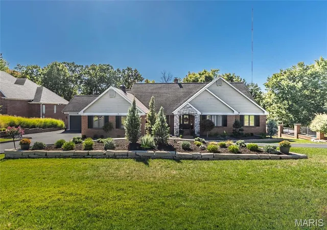 Photo 1 of Mansion for sale at 13524 Pine Wood Trl, Saint Louis, MO 63128 | MLS# MIS26065367 | Listing updated on 2026-10-22