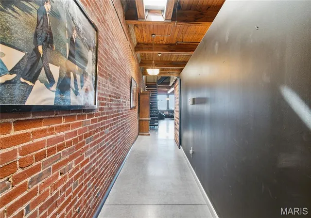 Photo 3 of Condo for sale at 1015 Washington Ave #708, Saint Louis, MO 63101 | MLS# MIS26065371 | Listing updated on 2026-10-10