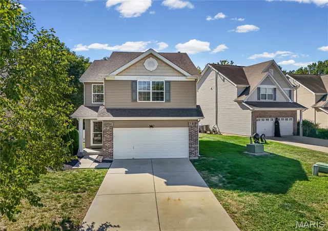 Photo 1 of Condo for sale at 513 Parkgate Dr, Lake Saint Louis, MO 63367 | MLS# MIS26065372 | Listing updated on 2026-10-26