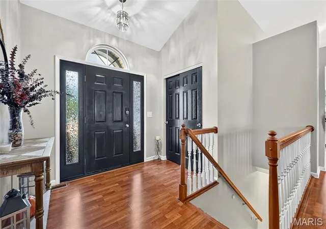 Photo 2 of Single family home for sale at 957 Cottontail Ln, Saint Charles, MO 63303 | MLS# MIS26065379 | Listing updated on 2026-10-19