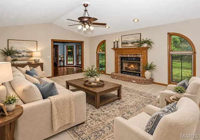 Photo 3 of Single family home for sale at 212 Keeneland Ct, Collinsville, IL 62234 | MLS# MIS26065382 | Listing updated on 2026-10-21
