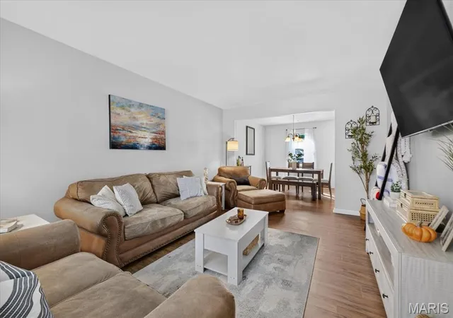 Condo for sale at 1034 Pinegate Dr, Saint Louis, MO 63122 | MLS# MIS26065396