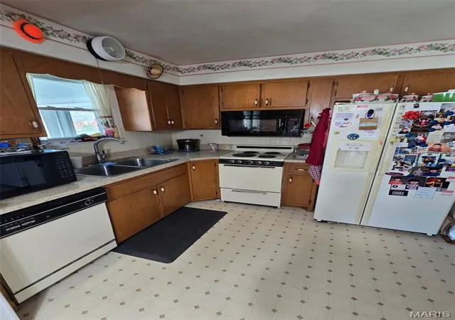 Photo 4 of Single family home for sale at 125 Marilyn Ave, Swansea, IL 62226 | MLS# MIS26065402 | Listing updated on 2026-10-13