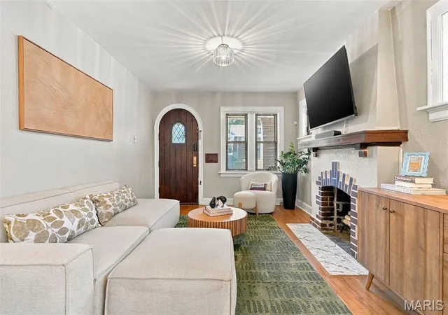 Photo 4 of Single family home for sale at 1548 Louisville Ave, Saint Louis, MO 63139 | MLS# MIS26065405 | Listing updated on 2026-10-19