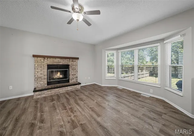 Photo 4 of Single family home for sale at 445 Lantana Ln, Saint Peters, MO 63376 | MLS# MIS26065411 | Listing updated on 2026-10-19