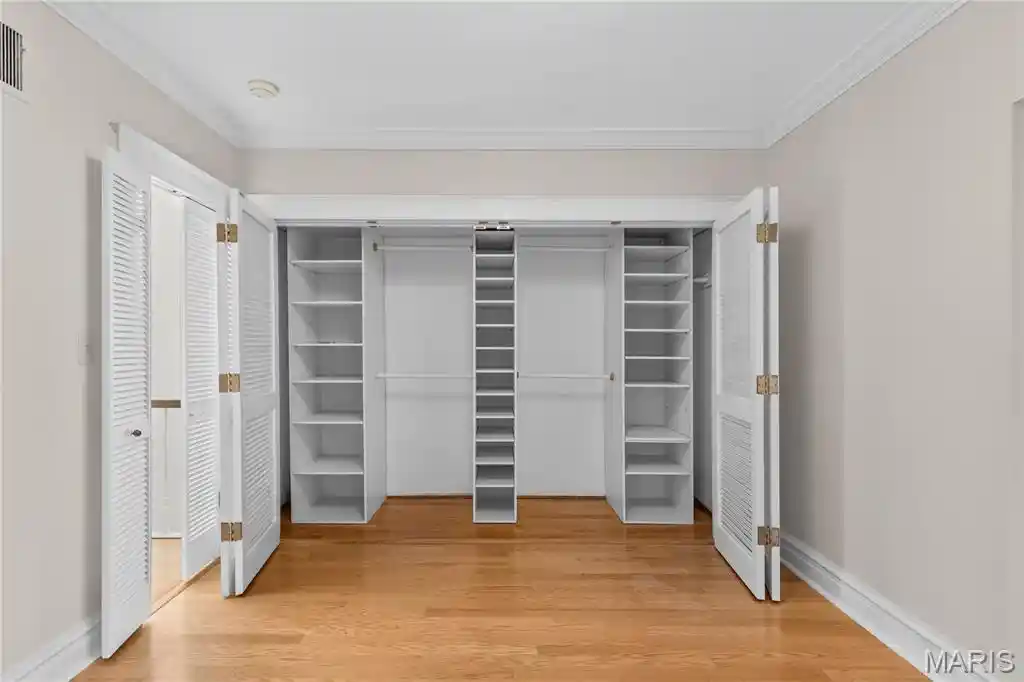 Listing Photo 22 - Condo for sale in building located at 4416 Laclede Ave, Saint Louis, MO 63108