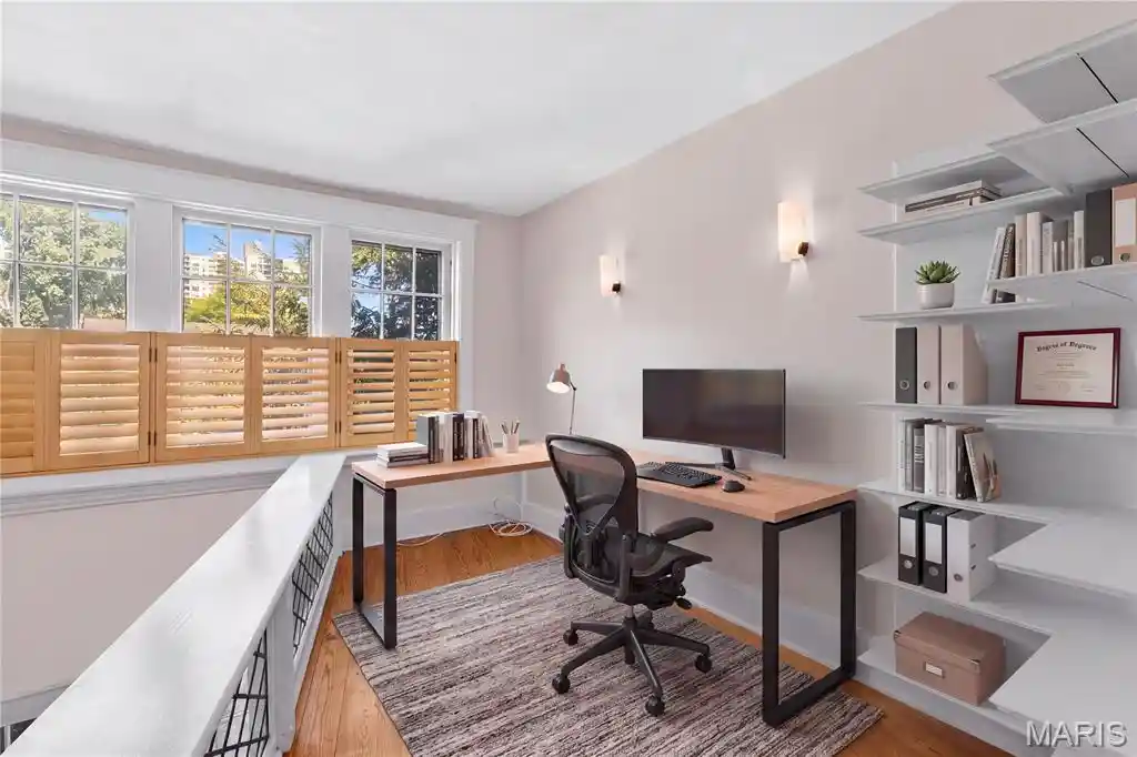 Listing Photo 24 - Condo for sale in building located at 4416 Laclede Ave, Saint Louis, MO 63108