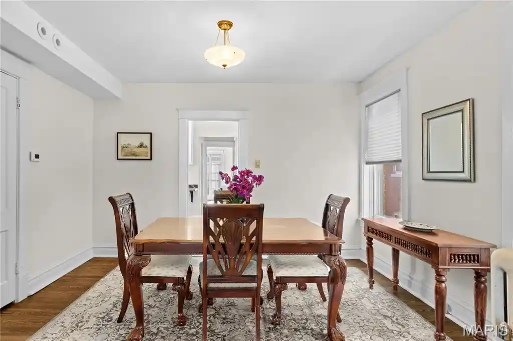 Listing Photo 34 - Condo for sale in building located at 4416 Laclede Ave, Saint Louis, MO 63108