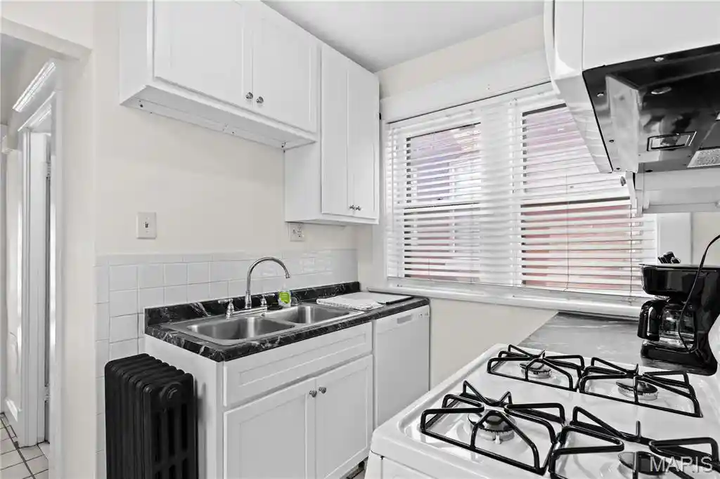 Listing Photo 36 - Condo for sale in building located at 4416 Laclede Ave, Saint Louis, MO 63108