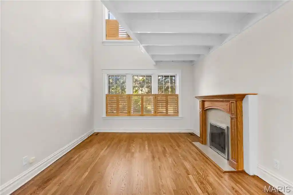 Listing Photo 4 - Condo for sale in building located at 4416 Laclede Ave, Saint Louis, MO 63108