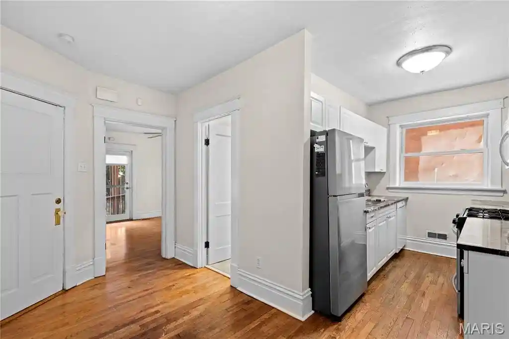 Listing Photo 50 - Condo for sale in building located at 4416 Laclede Ave, Saint Louis, MO 63108