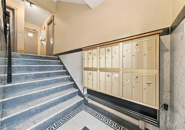 Photo 4 of Condo for sale at 321 Belt Ave #502, Saint Louis, MO 63112 | MLS# MIS26065417 | Listing updated on 2026-10-26