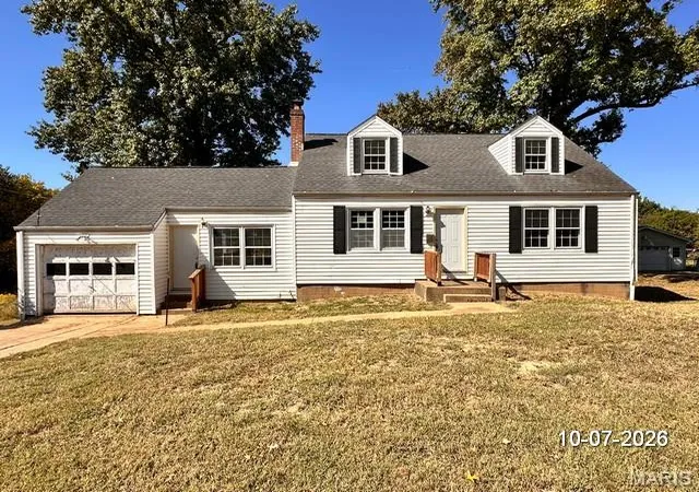 Photo 1 of Single family home for sale at 9857 Lilac Dr, Saint Louis, MO 63137 | MLS# MIS26065422 | Listing updated on 2026-10-10