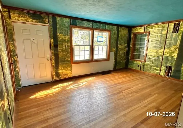 Photo 3 of Single family home for sale at 9857 Lilac Dr, Saint Louis, MO 63137 | MLS# MIS26065422 | Listing updated on 2026-10-10