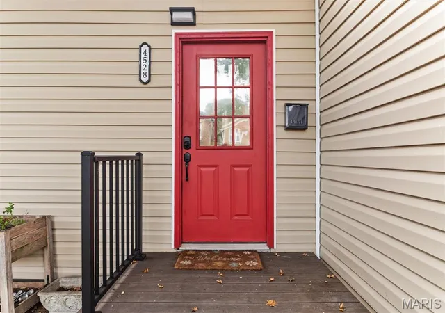 Photo 3 of Single family home for sale at 4528 Tholozan Ave, Saint Louis, MO 63116 | MLS# MIS26065424 | Listing updated on 2026-10-29