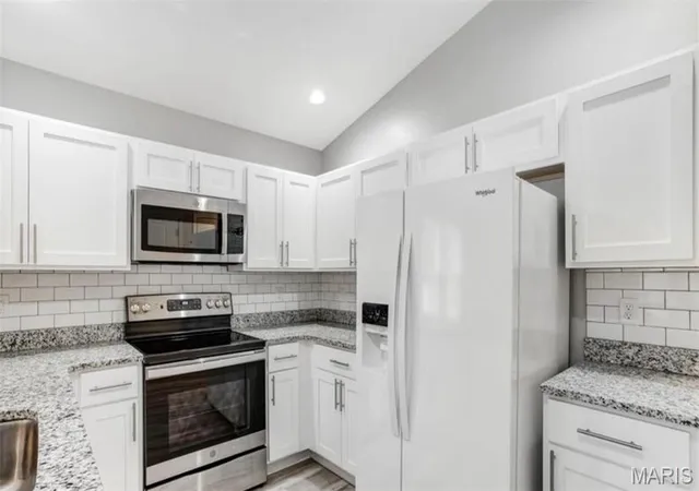 Photo 3 of Single family home for sale at 926 Osage Villa Ct, Villa Ridge, MO 63089 | MLS# MIS26065427 | Listing updated on 2026-10-20