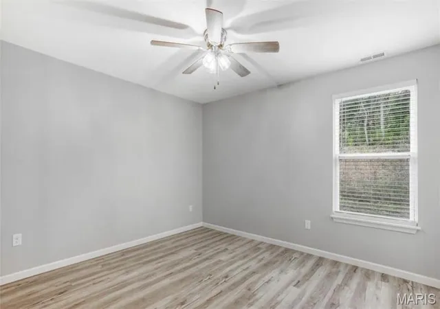 Photo 3 of Single family home for sale at 926 Osage Villa Ct, Villa Ridge, MO 63089 | MLS# MIS26065427 | Listing updated on 2026-10-20