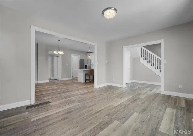 Photo 4 of Single family home for sale at 7711 Dale Ave, Saint Louis, MO 63117 | MLS# MIS26065451 | Listing updated on 2026-10-21