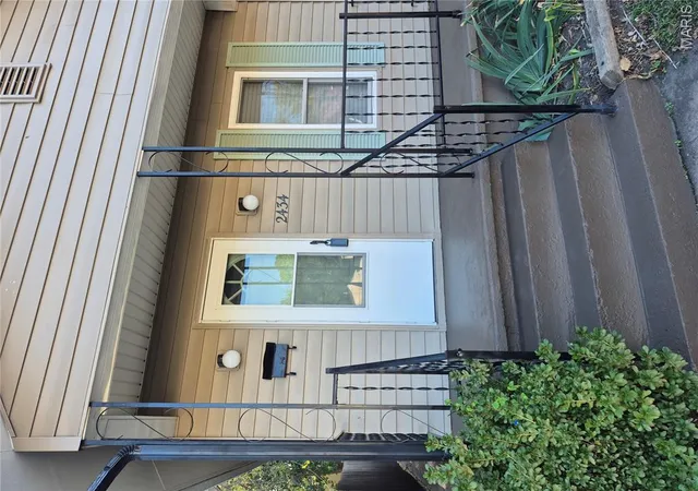 Photo 2 of Single family home for sale at 2434 Benton St, Granite City, IL 62040 | MLS# MIS26065453 | Listing updated on 2026-10-13
