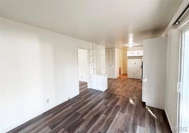 Photo 3 of Single family home for sale at 318 Whitehall Dr, O Fallon, IL 62269 | MLS# MIS26065459 | Listing updated on 2026-10-13