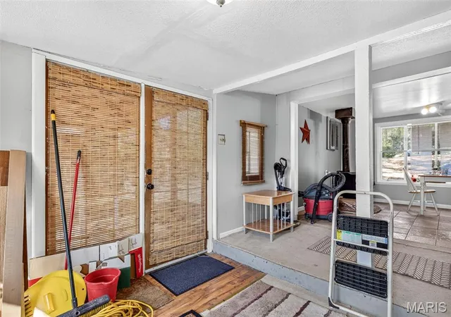 Photo 2 of Single family home for sale at 12491 Oak Dr, Sainte Genevieve, MO 63670 | MLS# MIS26065462 | Listing updated on 2026-10-14