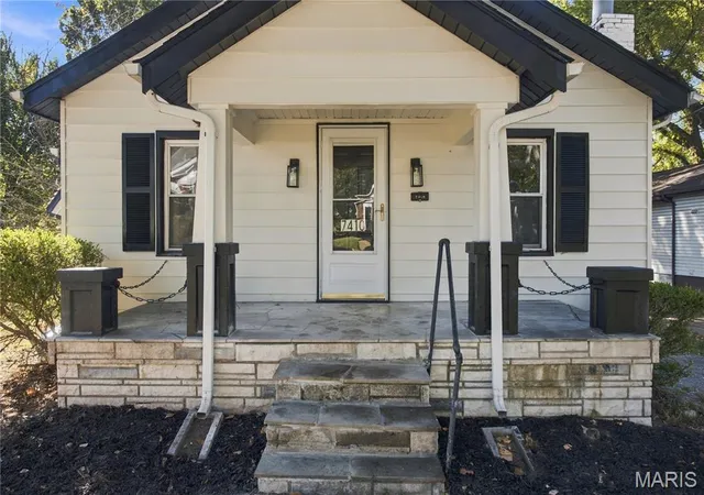 Photo 3 of Single family home for sale at 7410 Liberty Ave, Saint Louis, MO 63130 | MLS# MIS26065464 | Listing updated on 2026-10-19