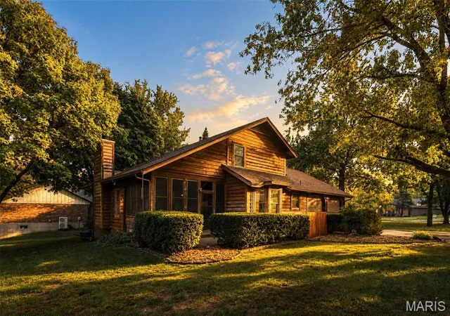 Photo 2 of Single family home for sale at 29 Number Six Green Dr #A, Saint Charles, MO 63303 | MLS# MIS26065471 | Listing updated on 2026-10-19