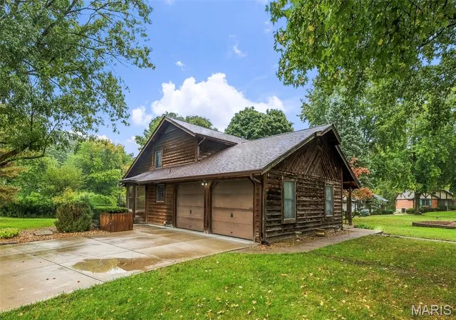 Photo 3 of Single family home for sale at 29 Number Six Green Dr #A, Saint Charles, MO 63303 | MLS# MIS26065471 | Listing updated on 2026-10-19