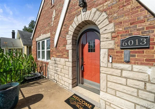 Photo 3 of Single family home for sale at 6013 Marquette Ave, Saint Louis, MO 63139 | MLS# MIS26065473 | Listing updated on 2026-10-16