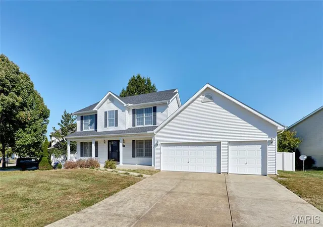 Photo 1 of Single family home for sale at 234 England Dr, O Fallon, MO 63366 | MLS# MIS26065479 | Listing updated on 2026-10-19
