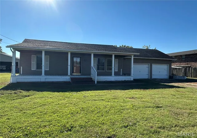 Single family home for sale at 109 W Outer Rd, Scott City, MO 63780 | MLS# MIS26065491
