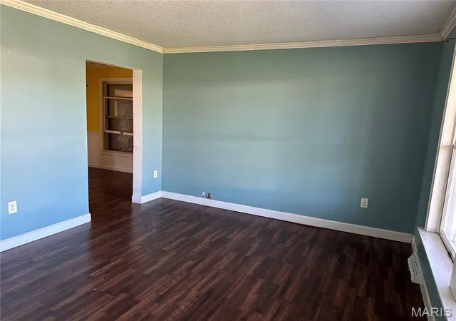 Photo 2 of Single family home for sale at 109 W Outer Rd, Scott City, MO 63780 | MLS# MIS26065491 | Listing updated on 2026-10-23