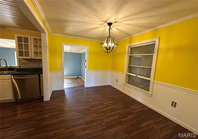 Photo 3 of Single family home for sale at 109 W Outer Rd, Scott City, MO 63780 | MLS# MIS26065491 | Listing updated on 2026-10-23
