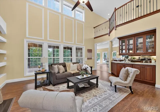 Photo 4 of Single family home for sale at 15338 Schoettler Ests Dr, Chesterfield, MO 63017 | MLS# MIS26065503 | Listing updated on 2026-10-20