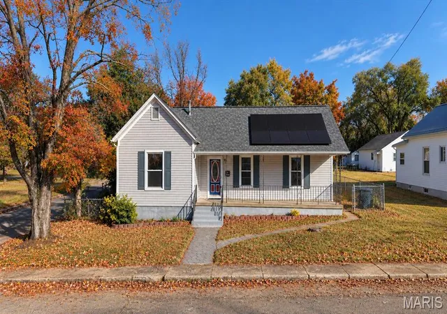 Photo 1 of Sale Pending at 418 C St, Bonne Terre, MO 63628 | MLS# MIS26065507 | Listing updated on 2026-10-27