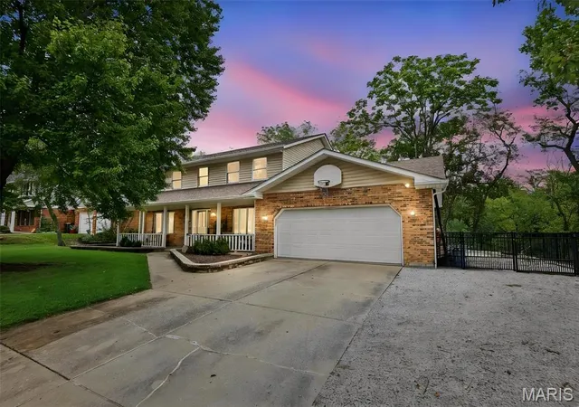 Single family home for sale at 28 Clark Dr, Fairview Heights, IL 62208 | MLS# MIS26065516