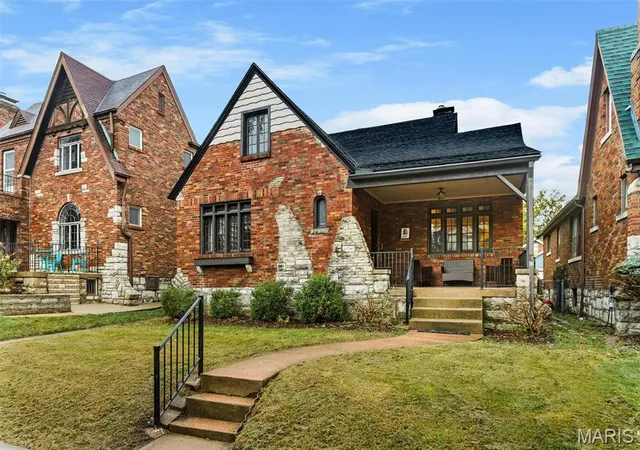 Photo 2 of Single family home for sale at 5240 Delor St, Saint Louis, MO 63109 | MLS# MIS26065520 | Listing updated on 2026-10-19