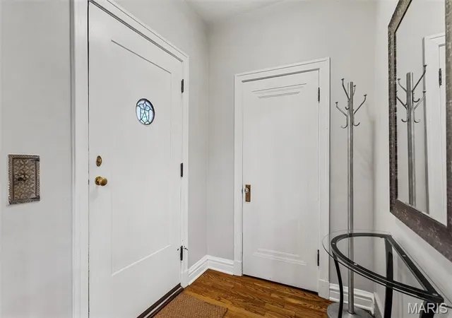 Photo 3 of Single family home for sale at 5240 Delor St, Saint Louis, MO 63109 | MLS# MIS26065520 | Listing updated on 2026-10-19