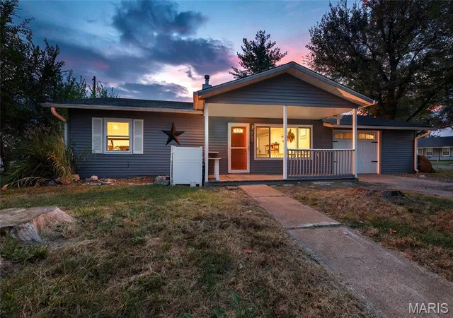 Photo 3 of Single family home for sale at 2732 Willow Ave, Granite City, IL 62040 | MLS# MIS26065529 | Listing updated on 2026-10-14