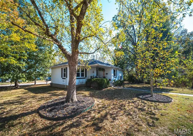Photo 3 of Single family home for sale at 100 Woodland Dr, Rolla, MO 65401 | MLS# MIS26065530 | Listing updated on 2026-10-13