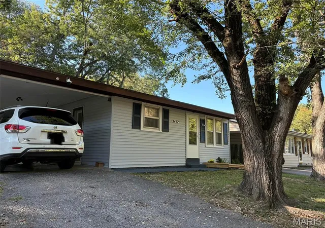 Photo 1 of Single family home for sale at 1417 N Missouri St, Cape Girardeau, MO 63701 | MLS# MIS26065534 | Listing updated on 2026-10-27